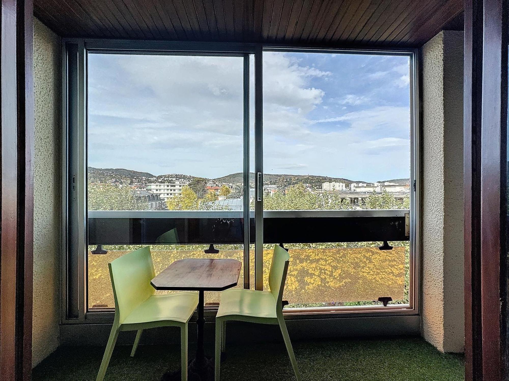 La Lassolas - Charmant T2 Avec Balcon Et Garage Chamalieres Exterior photo